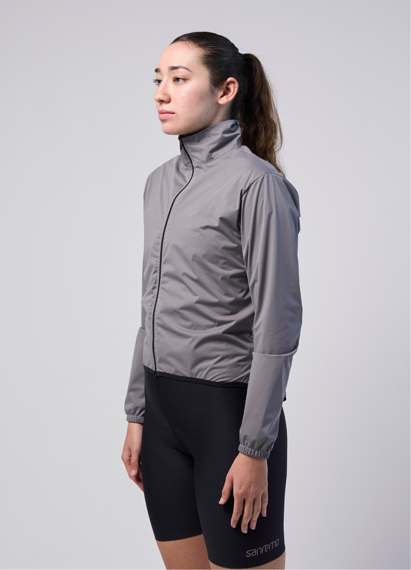Chamarra Impermeable Gris Claro - Mujer - 4